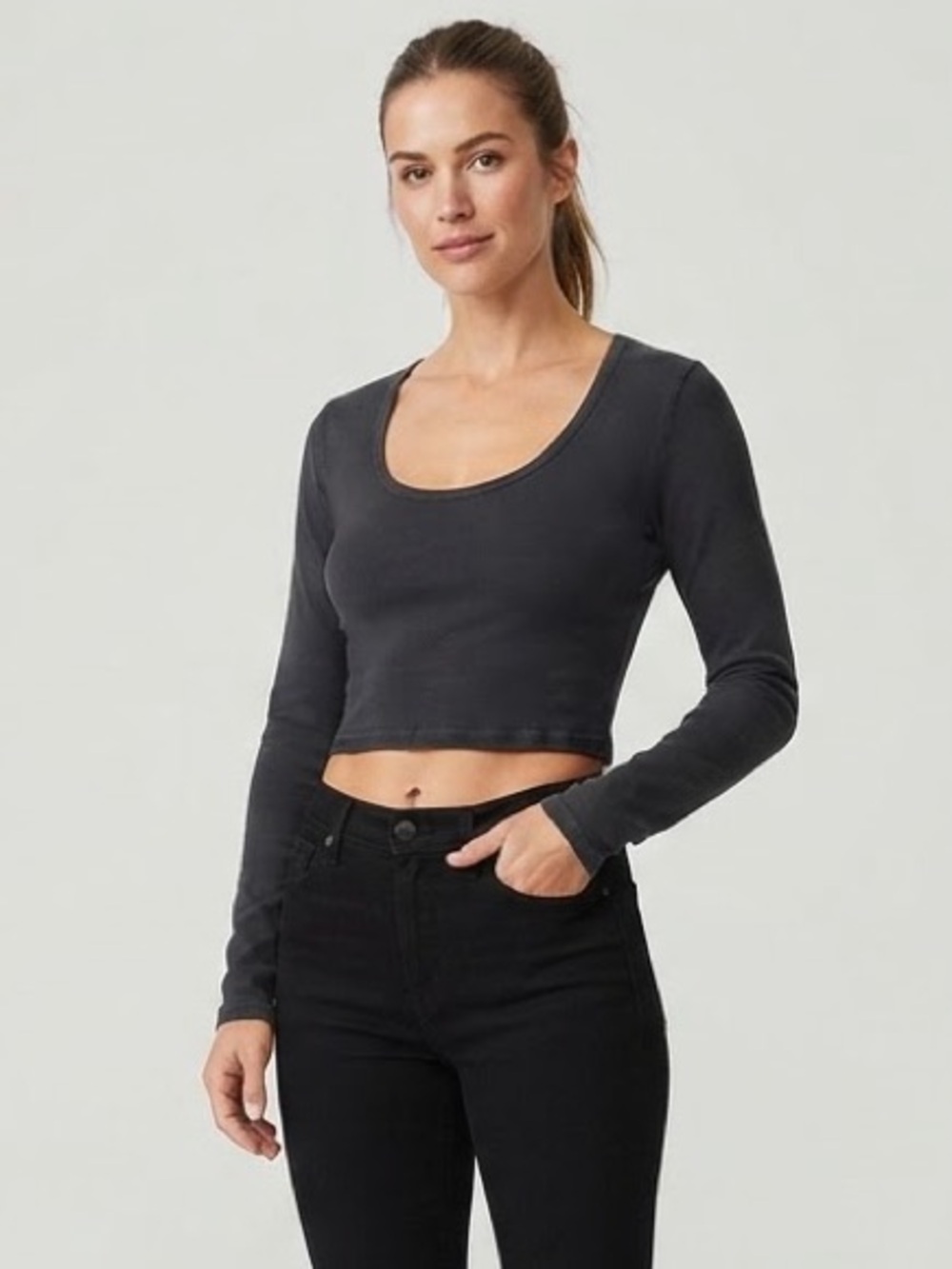 Aritzia Tna Black Long-Sleeve Crop Top - Scoop Neck - Size XS